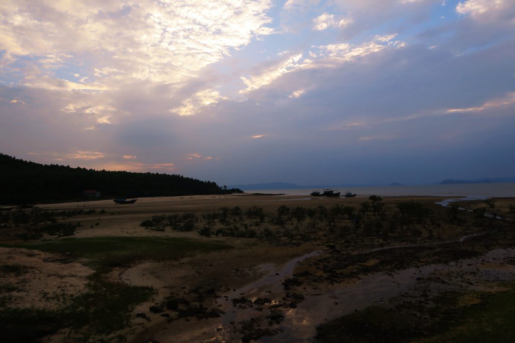 Quan Lan