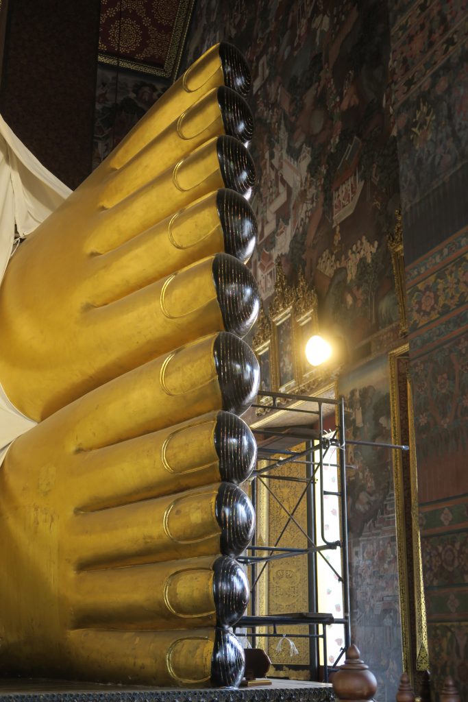 Pieds Bouddha