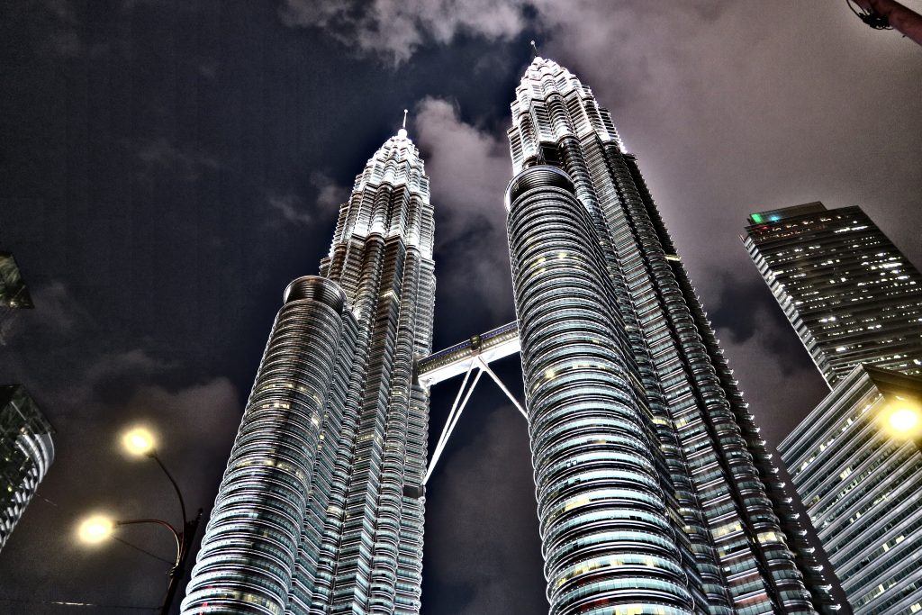 Tours Petronas